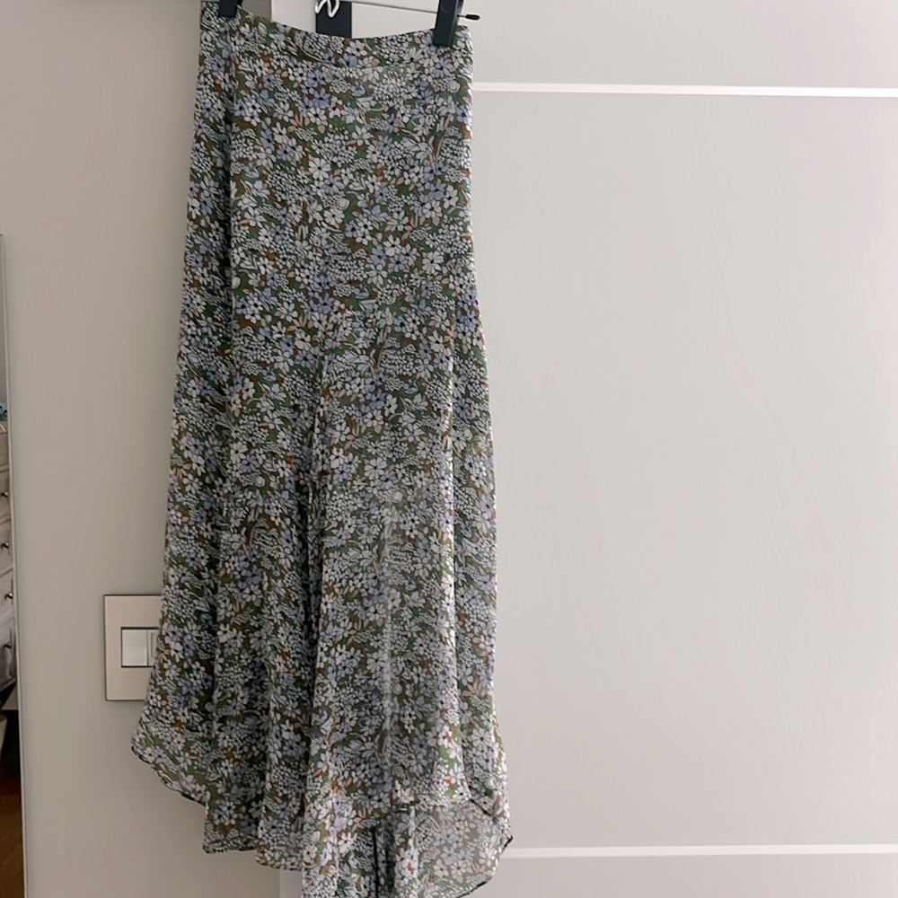 Veronica Beard asymmetric floral skirt NWT
